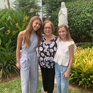 Meet your Posher, Isabella